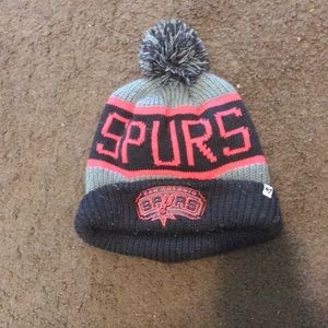 spurs beanie